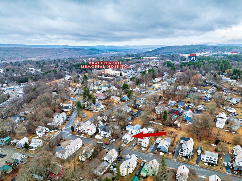 More Photos Of 22 Chestnut St, Brattleboro Apartments For Sale