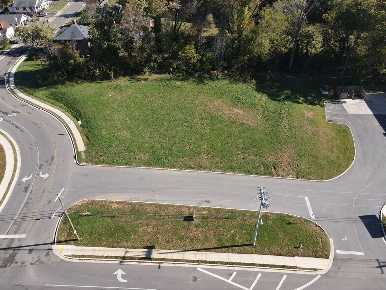 More Photos Of 100 E Highland Rd, Johnson City Land For Sale