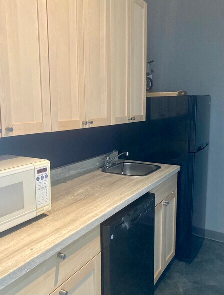 More Photos Of 18905 111 Av NW, Edmonton Flex For Sale