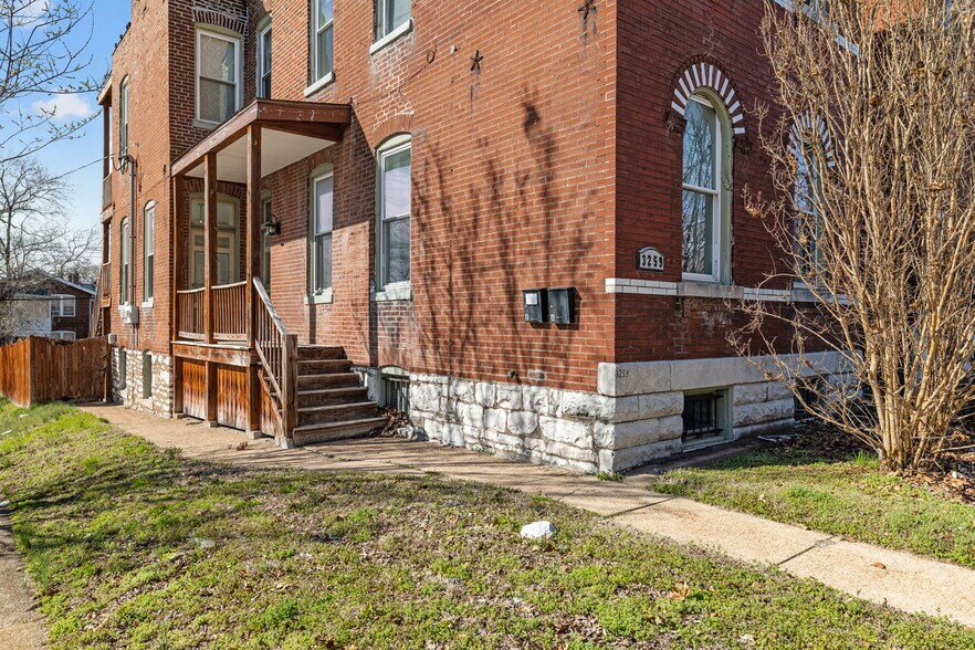 More Photos Of 3259 Minnesota Ave, Saint Louis Multifamily For Sale