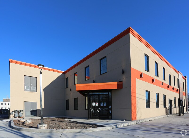 More Photos Of 520 Pennsylvania Ave, Fort Washington Office For Lease