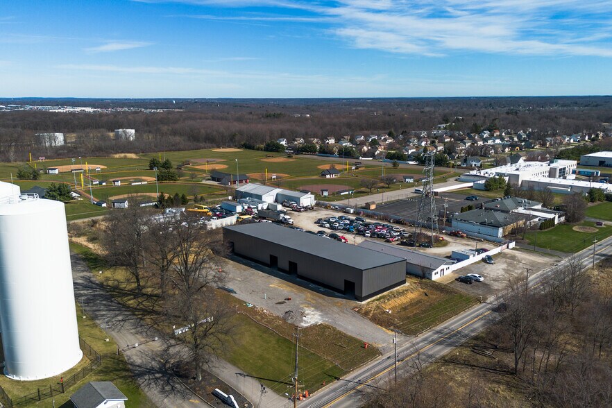 More Photos Of 420 McClurg Rd, Youngstown Warehouse For Sale