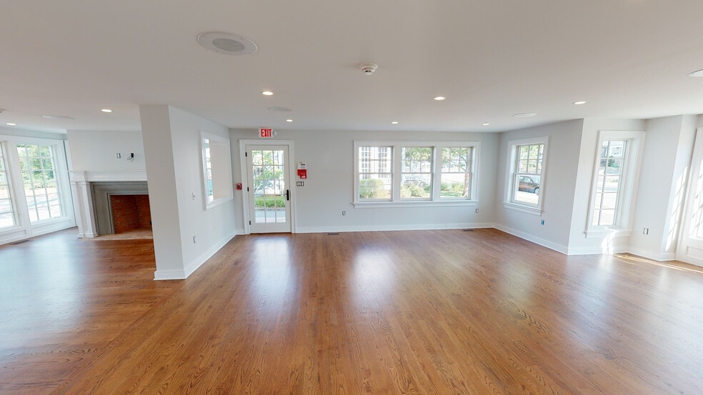 More Photos Of 113 Washington St, Morristown Office For Sale