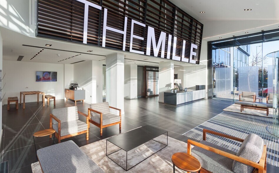 More Photos Of 1000 Great West Rd, Brentford Coworking Space