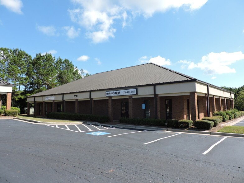 1720 Honey Creek Commons, Conyers, GA 30013 For Lease
