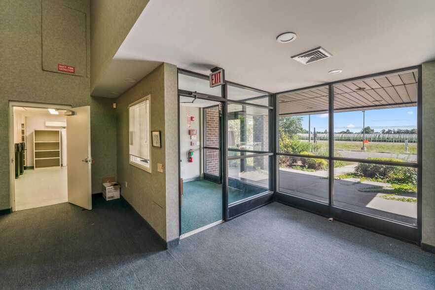 More Photos Of 614 Union Rd, Vineland Office For Sale