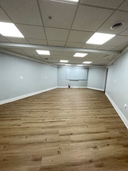 More Photos Of 777 N 500 W, Provo Medical For Lease