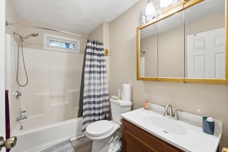 More Photos Of 248 Church St, Pascoag Apartments For Sale