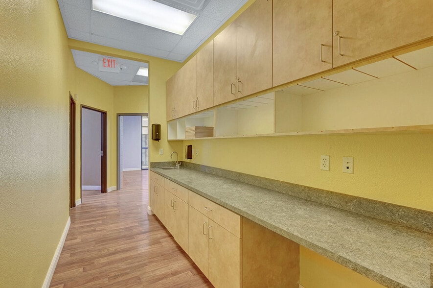 More Photos Of 3940 W Ann Rd, North Las Vegas Medical For Lease