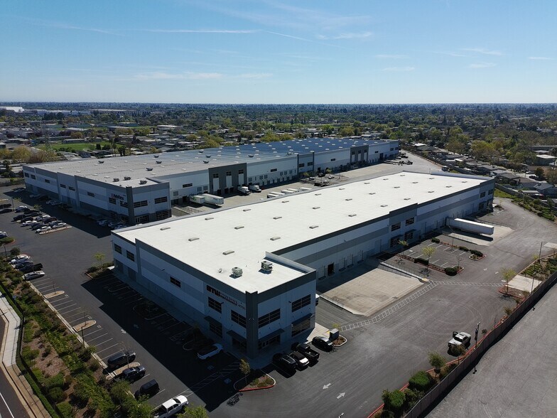 Primary Photo Of 1780 Bell Ave, Sacramento Warehouse For Lease