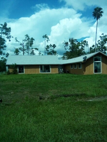 More Photos Of 11921 Caruso Dr, Panama City Assisted Living For Sale