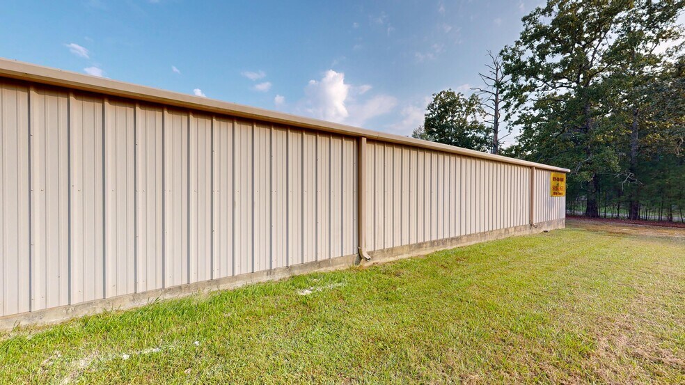 More Photos Of 2570 Highway 7, Bismarck Self Storage For Sale