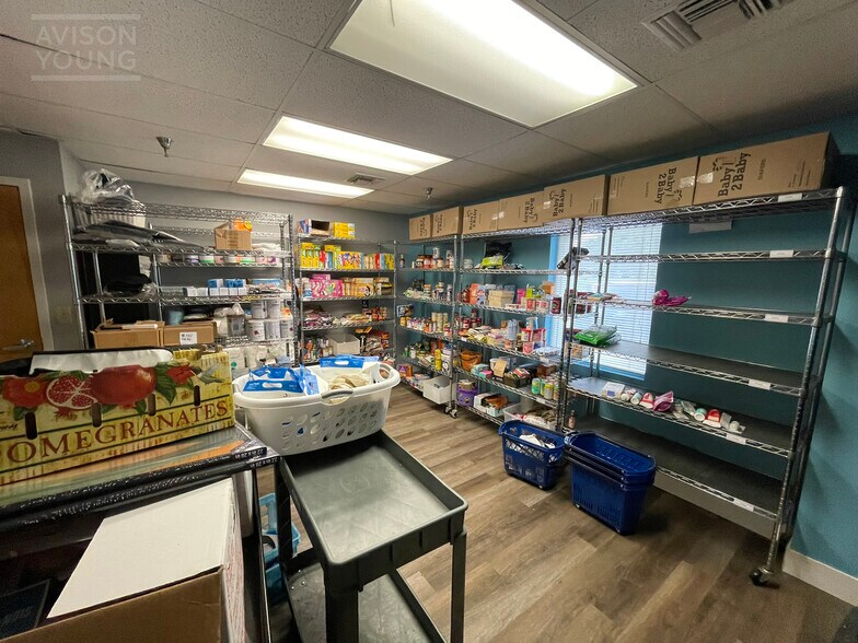 More Photos Of 300 Franklin St, Ocoee Office For Sale