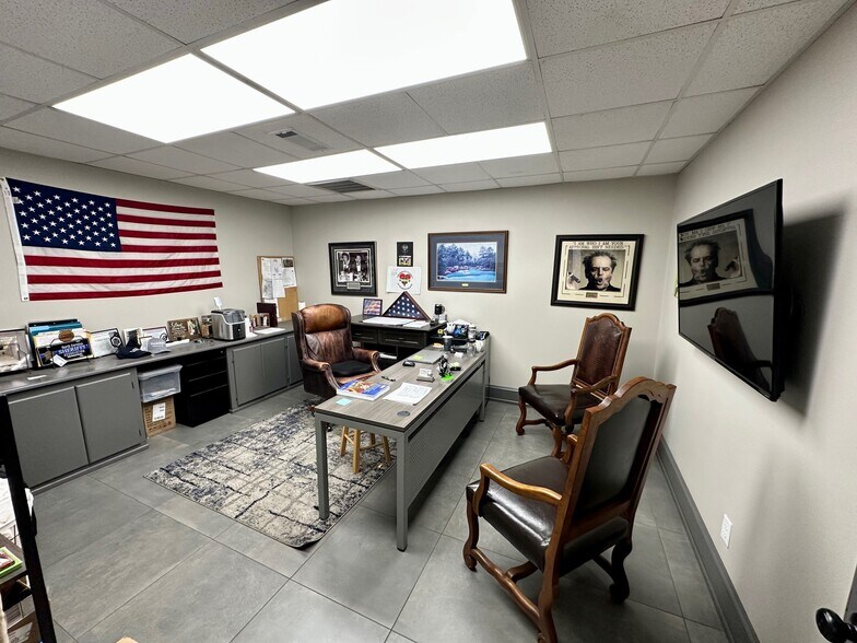 More Photos Of 1511 Ameron Dr, Charlotte Warehouse For Lease