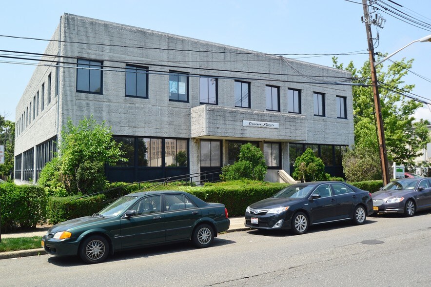 Primary Photo Of 30 S Ocean Ave, Freeport Loft Creative Space For Lease