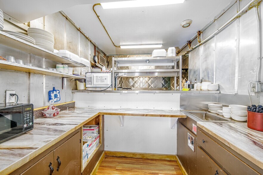 More Photos Of 1205 Main St, Delta Restaurant For Sale