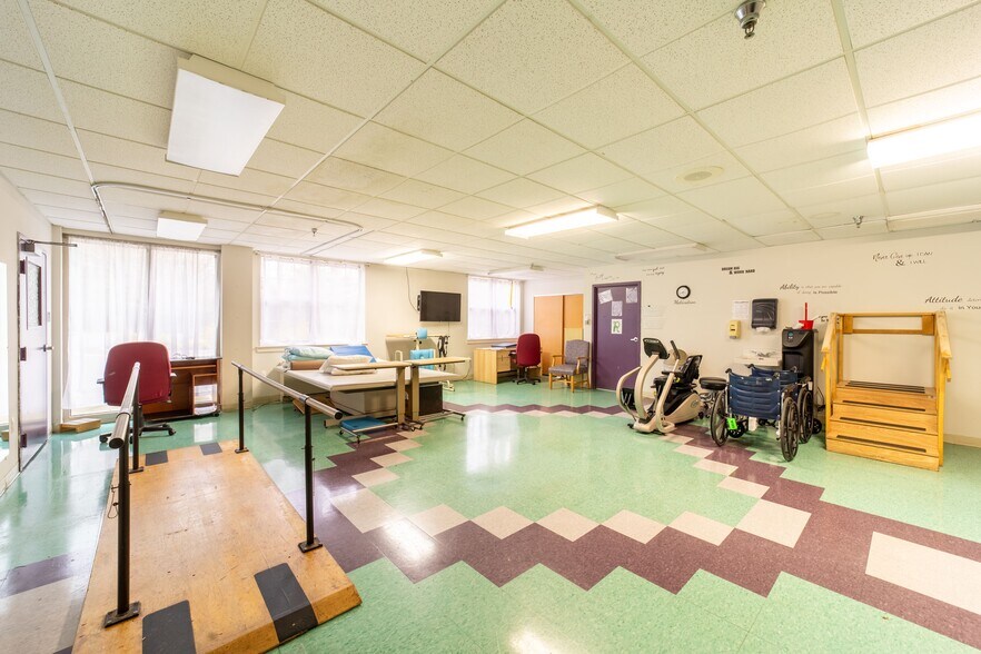 More Photos Of 728 Bunn Dr, Princeton Skilled Nursing Facility For Sale