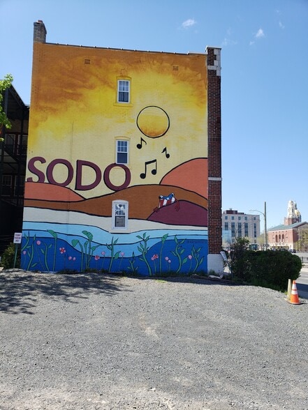 More Photos Of 161 Buckingham St, Hartford Land For Sale