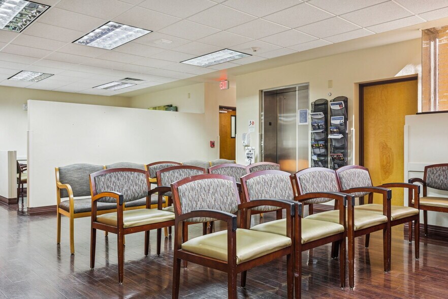 More Photos Of 4612 N Habana Ave, Tampa Medical For Lease