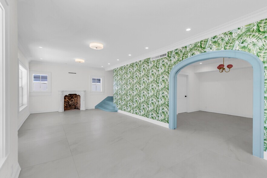 More Photos Of 563 NE 67th St, Miami Medical For Lease