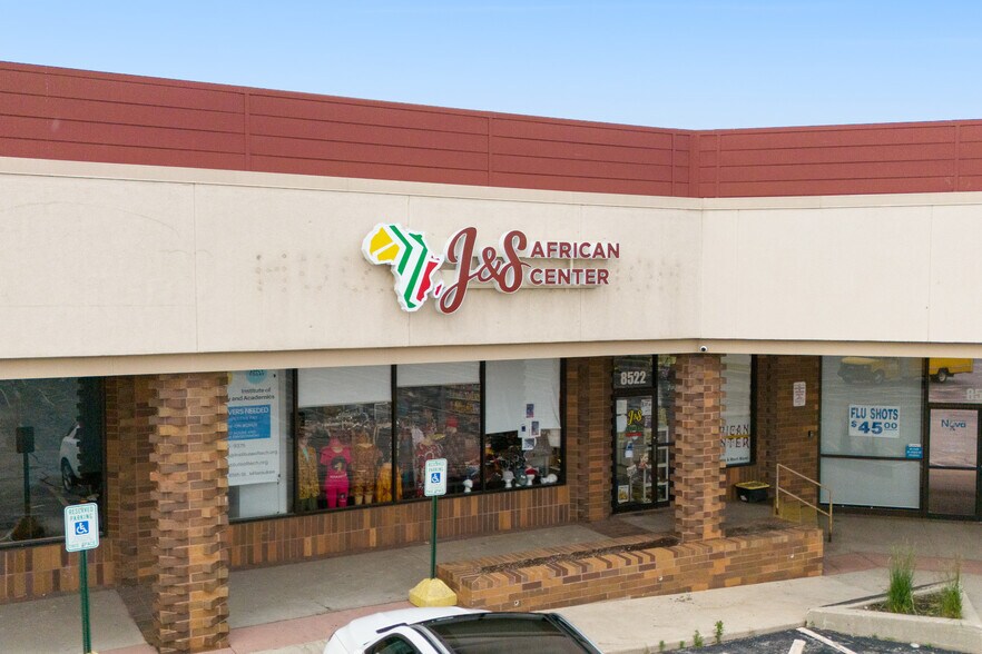 More Photos Of 8514-8564 W Brown Deer Rd, Milwaukee Unknown For Lease