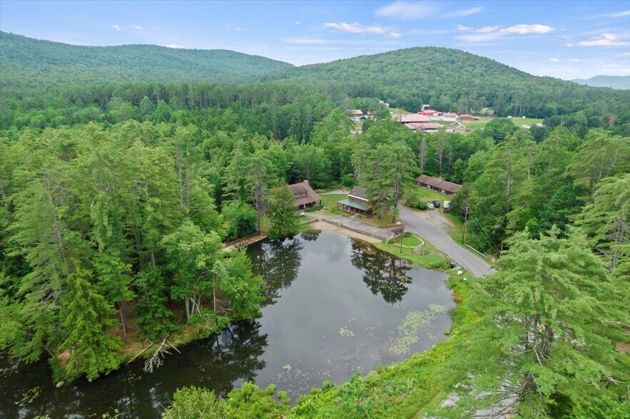 More Photos Of 746 Howe Rd, Lake Luzerne Hotel For Sale