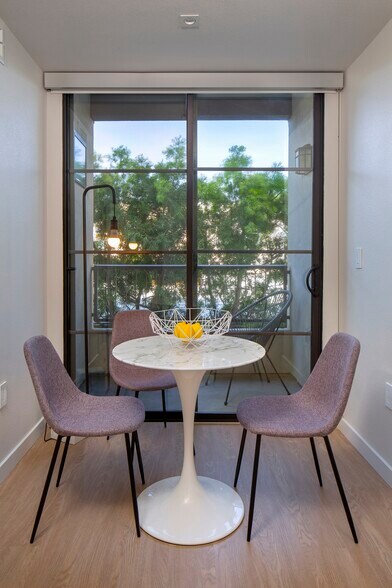 More Photos Of 11649 Mayfield Ave, Los Angeles Apartments For Sale