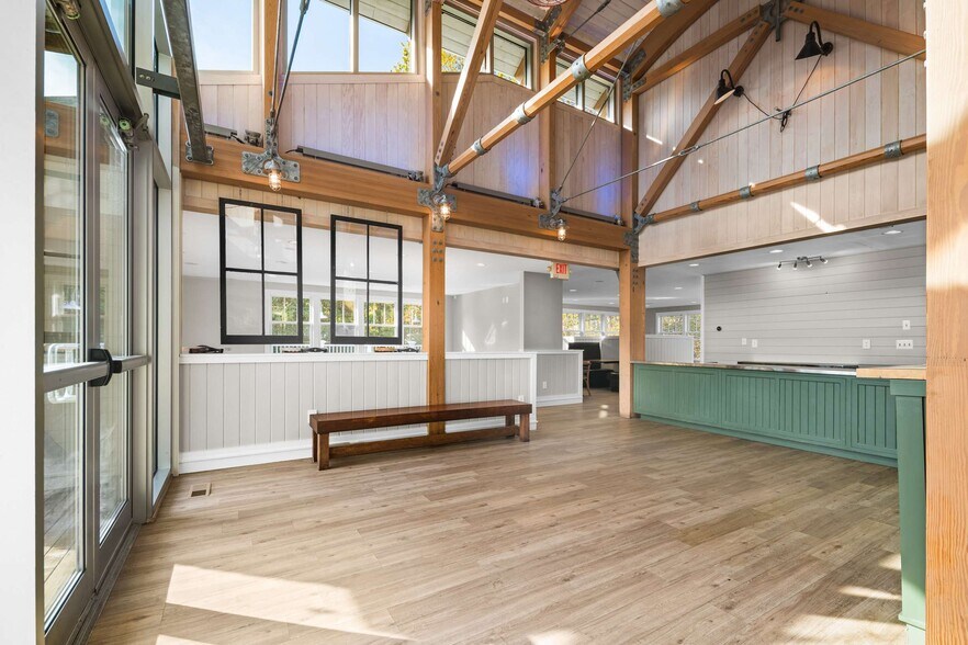 More Photos Of 57-59 State Rd, Kittery Medical For Sale