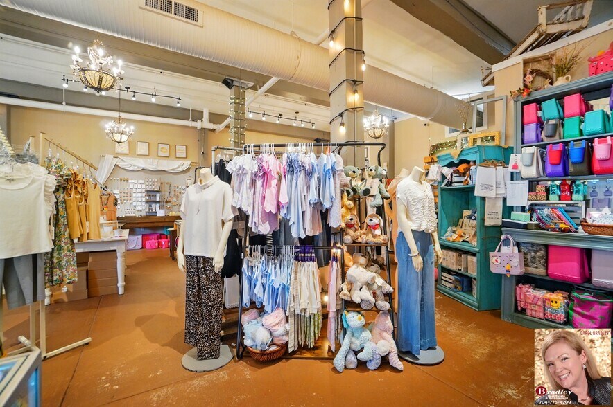 More Photos Of 109 N Hayne St, Monroe Apartments For Sale