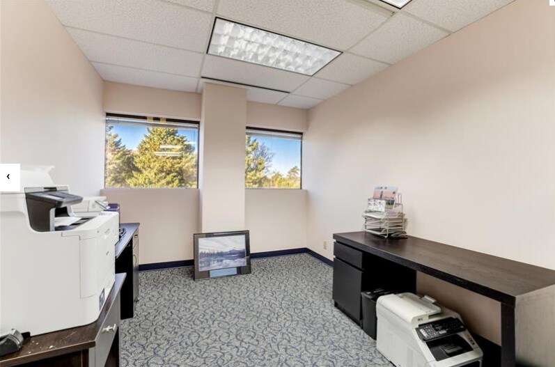 More Photos Of 171 Elden St, Herndon Medical For Lease