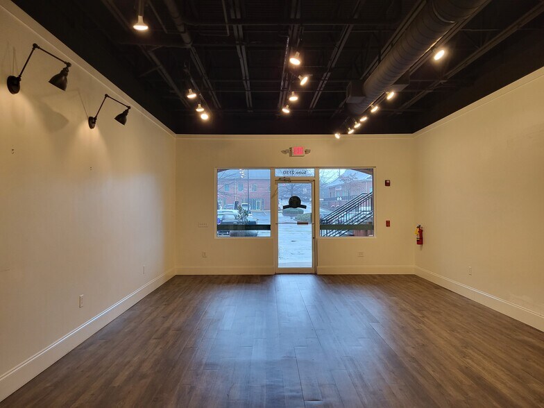 More Photos Of 137 Johnson Ferry Rd, Marietta Medical For Lease