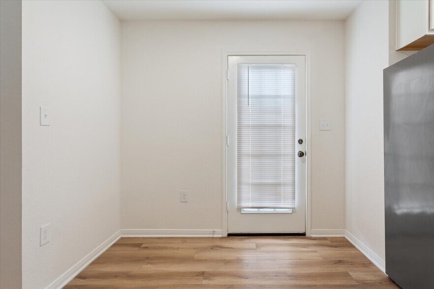 More Photos Of Gruver Circle, Hewitt Apartments For Sale