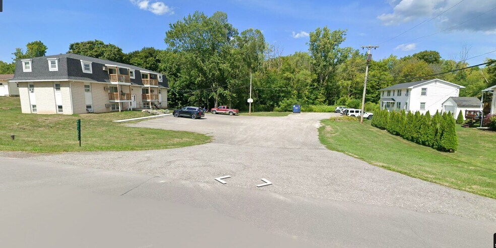 More Photos Of 8479-8481 East Ave, Gasport Apartments For Sale
