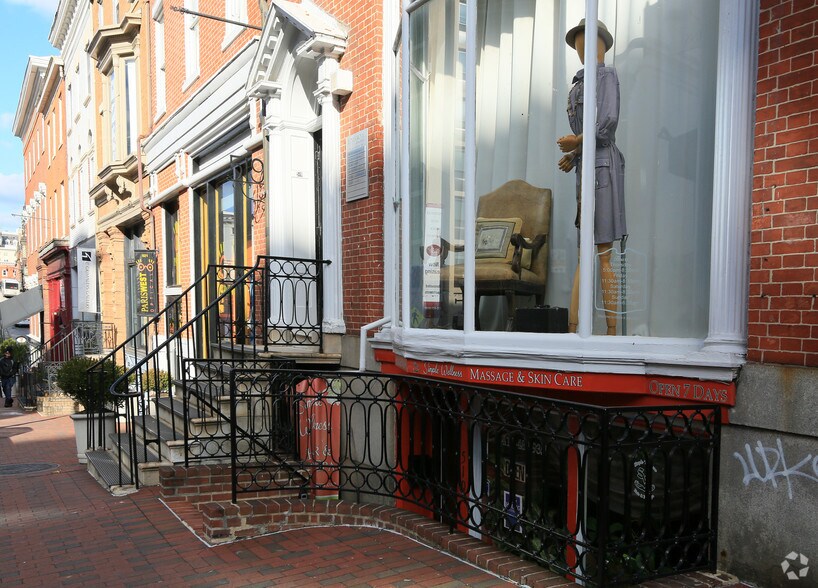 More Photos Of 519-521 N Charles St, Baltimore Office For Sale