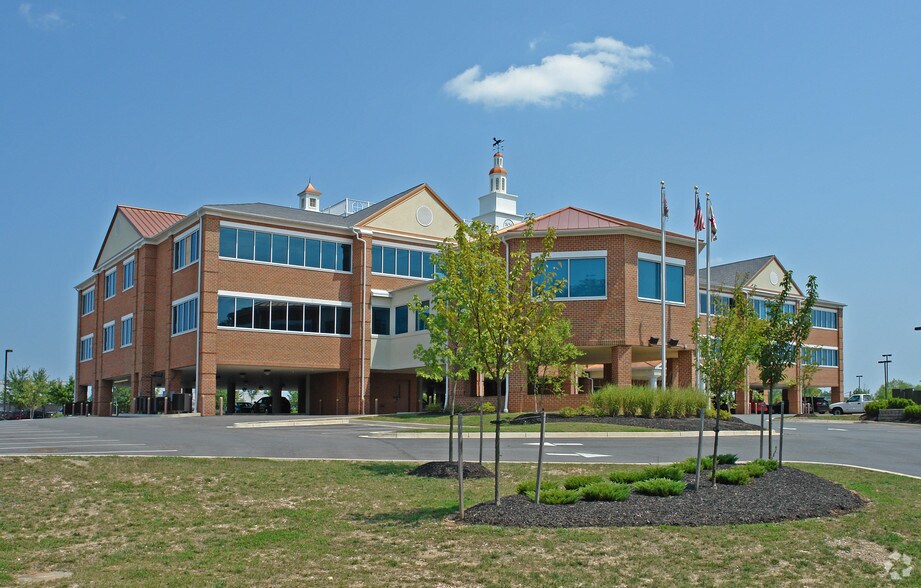 More Photos Of 5430 Campbell Blvd, White Marsh Medical For Sale