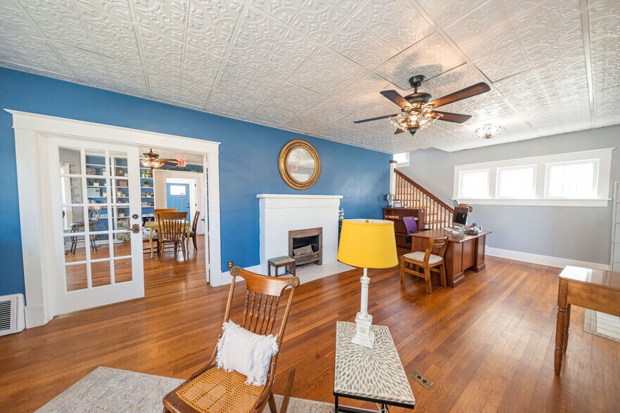 More Photos Of 2003 Broadway St, Mount Vernon Loft Creative Space For Sale