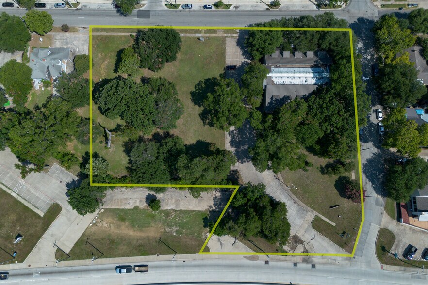 More Photos Of 132-140 E 12th St, Dallas Land For Sale