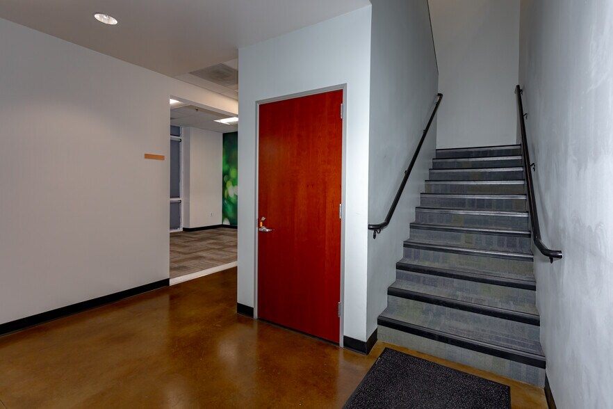 More Photos Of 10730 Bell Ct, Rancho Cucamonga Warehouse For Lease