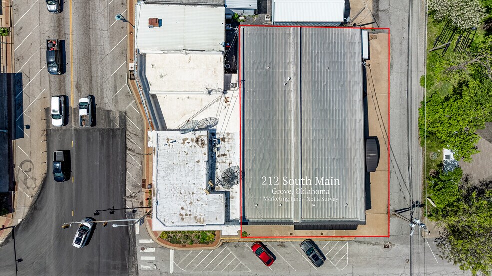 More Photos Of 212 S Main St, Grove Office For Sale