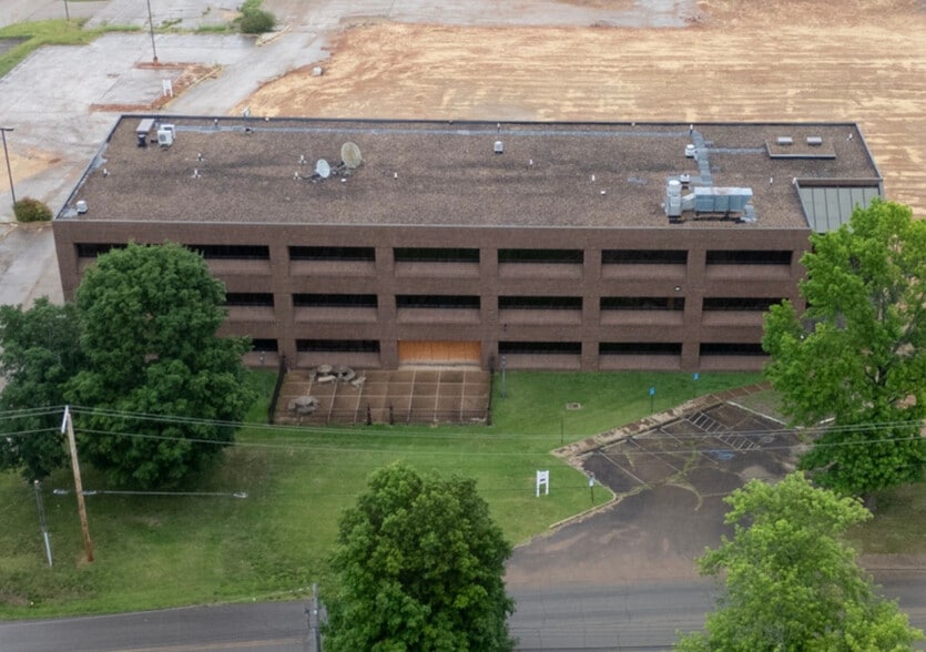 More Photos Of 1212 Weber Rd, Farmington Healthcare For Sale