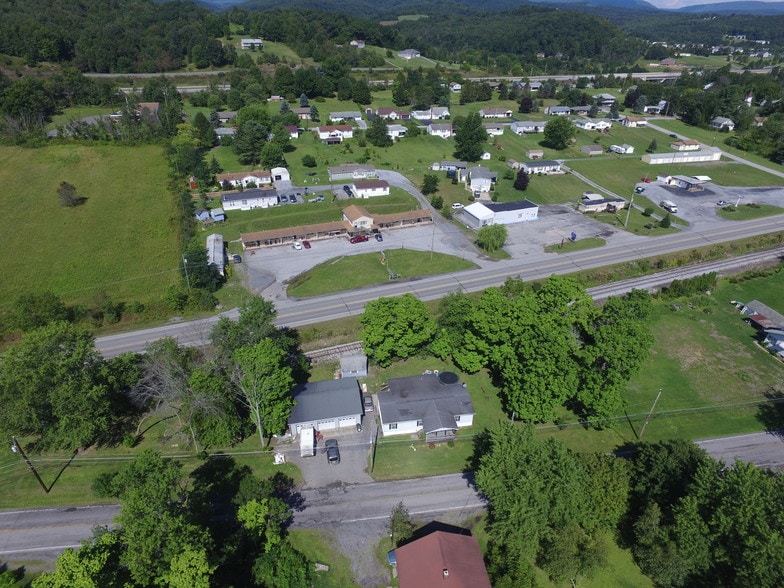 More Photos Of 15033-15045 Dunnings Hwy, East Freedom Apartments For Sale