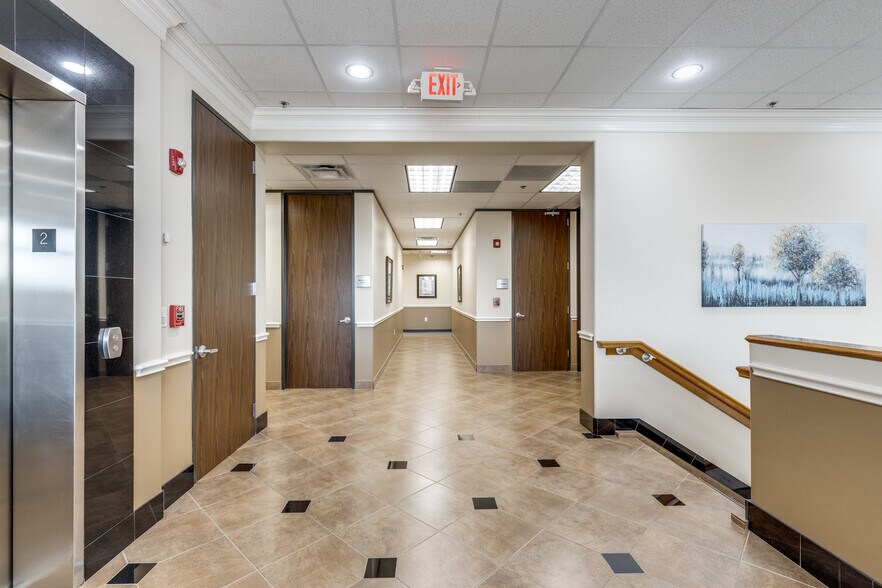 More Photos Of 14521 Old Katy Rd, Houston Unknown For Lease