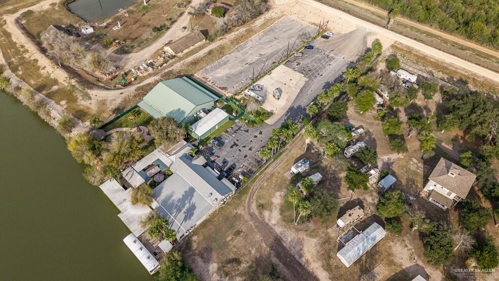 Primary Photo Of 214 E Chimney Rd, Mission Restaurant For Sale