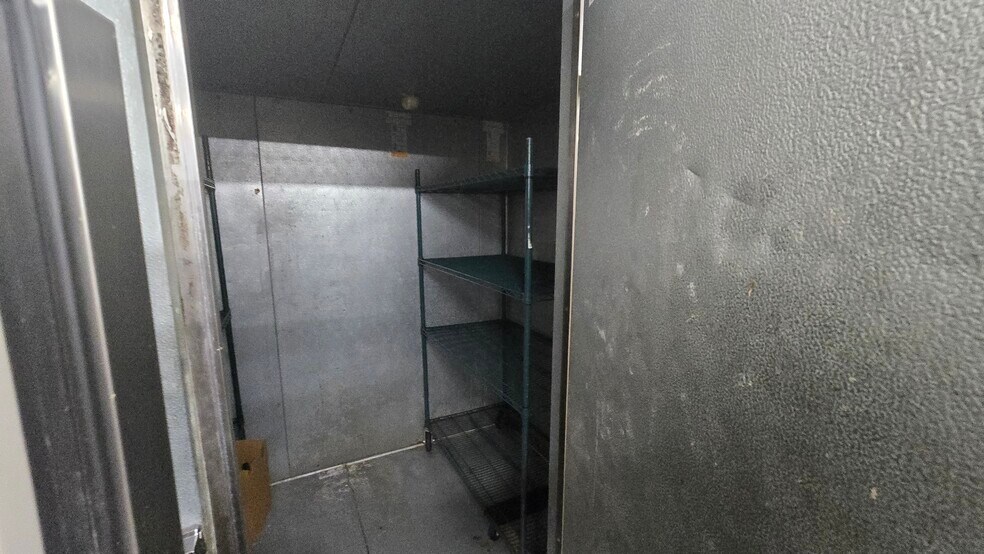 More Photos Of 4021 Acton Hwy, Granbury General Retail For Lease