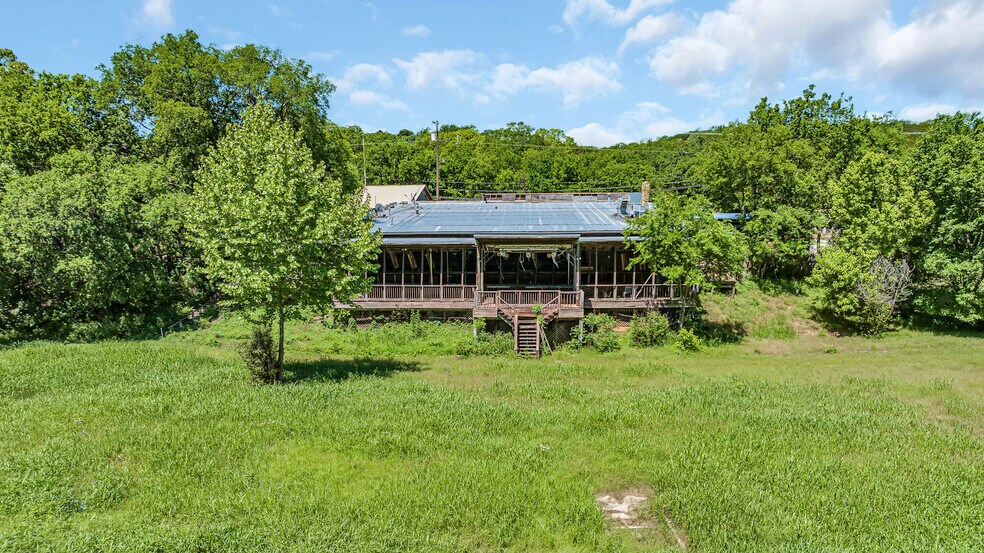 More Photos Of 4565 US-77 Hwy, Davis Specialty For Sale