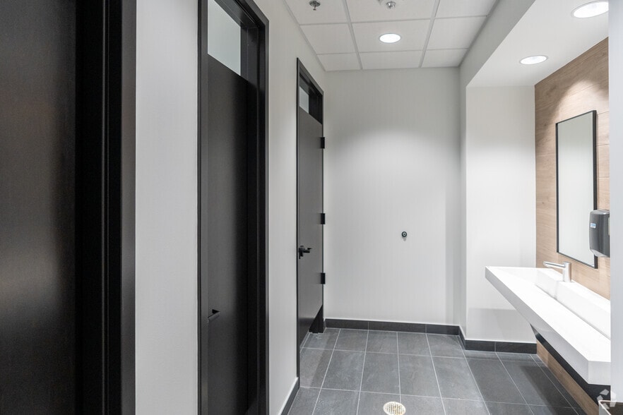 More Photos Of 703 Slater Rd, Morrisville Medical For Lease