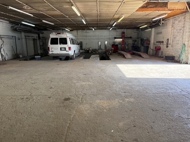 More Photos Of 1530 S 11th St, Nebraska City Auto Repair For Sale