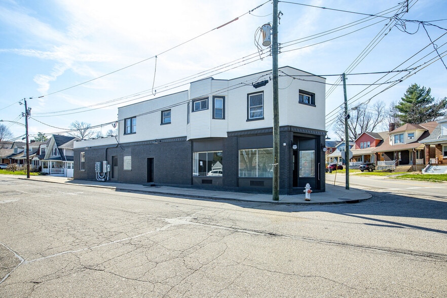 More Photos Of 2435 Williams Ave, Cincinnati Storefront Retail Residential For Lease