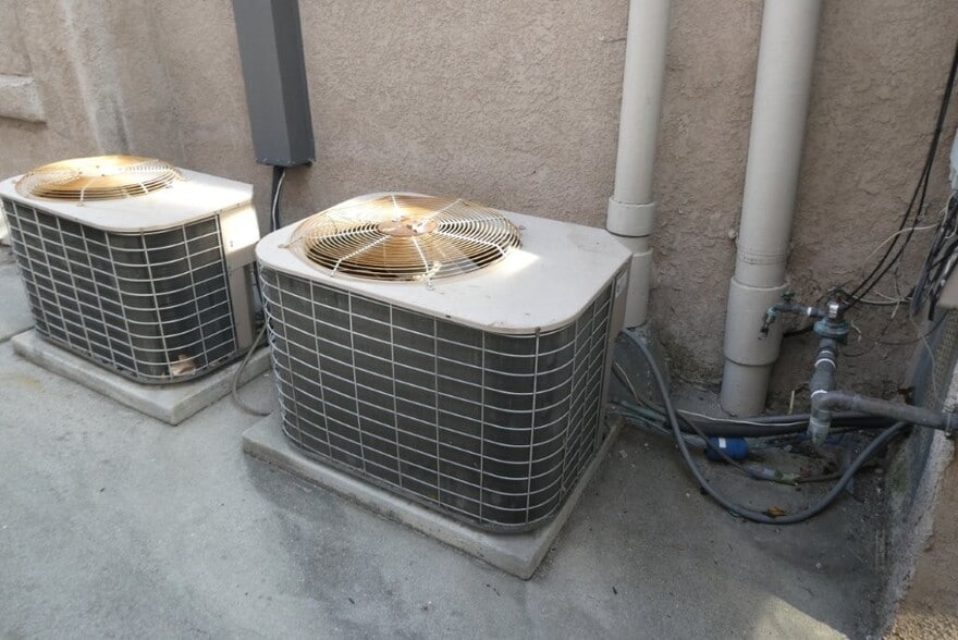 More Photos Of 2657 Honolulu Ave, Montrose Lodge Meeting Hall For Sale