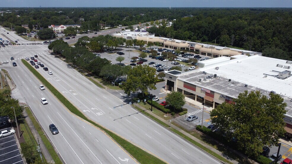 More Photos Of 5920 Red Bug Lake Rd, Winter Springs Unknown For Lease